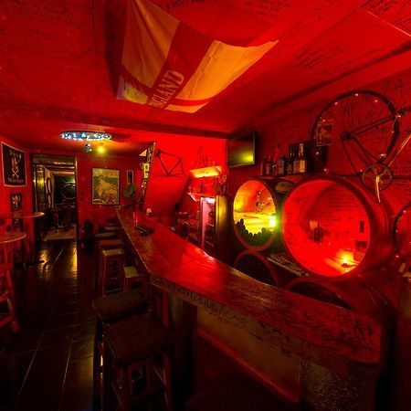 Funky Box Hostel Чианг Кхонг Экстерьер фото