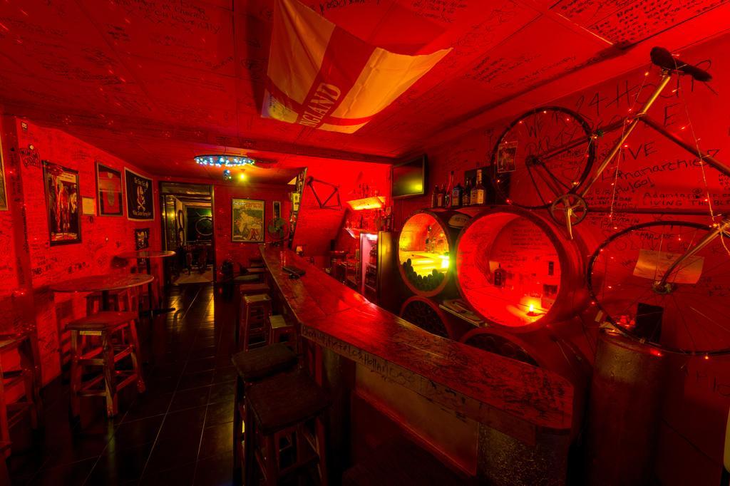 Funky Box Hostel Чианг Кхонг Экстерьер фото
